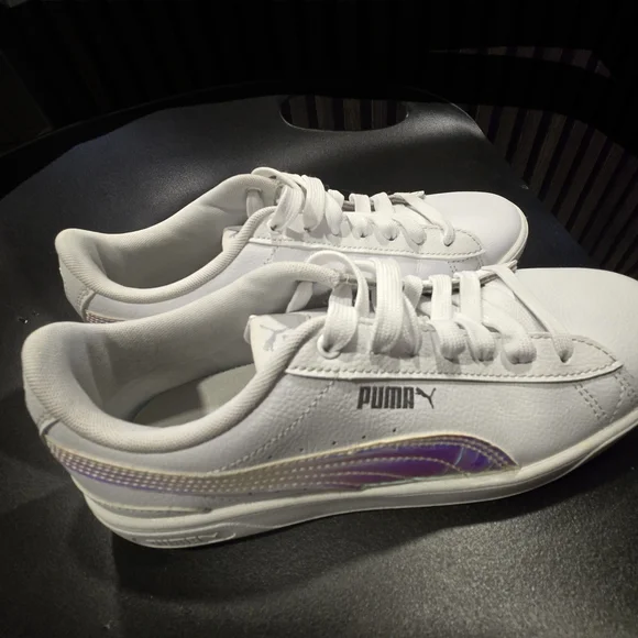Puma White Sneakers with Iridescent Detail - Picture 4 of 8
